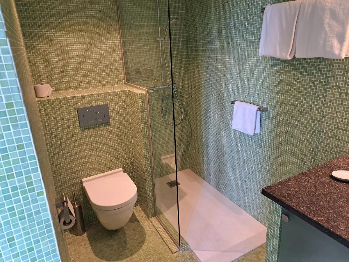 Fynbos Apartment Ostend 0*,